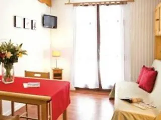 Auberge Les Clairmontelles Le Poizat