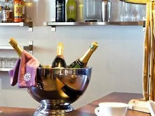 *** Hotel Auberge Les Clairmontelles Le Poizat France
