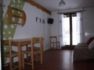 Hotel Auberge Les Clairmontelles Le Poizat